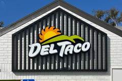 Del Taco Ventura Sign Installation - Ship In, Ventura, CA