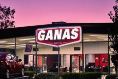 ganas-auto-illuminated-storefront-sign-oxnard-ca.jpg