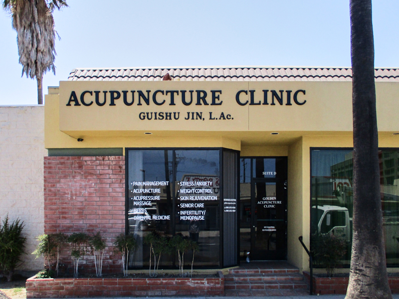 Acupuncture Clinic Dimensional Letter Sign with Vinyl Letters on the Windows & Door