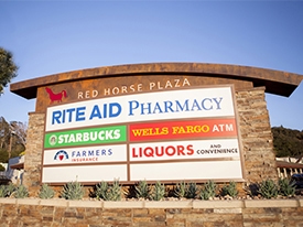 Red Horse Plaza Monument Sign in Oak View