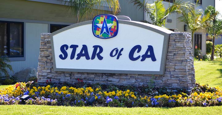 Star of CA Monument Sign