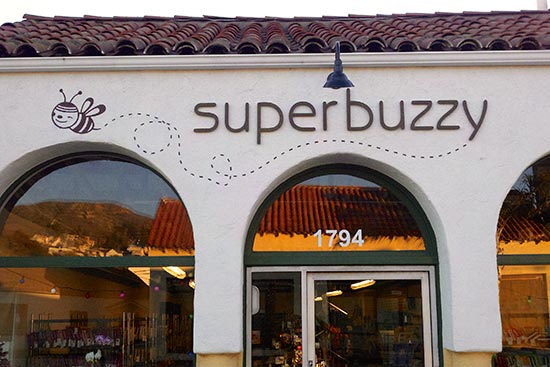 Superbuzzy dimensional letter sign