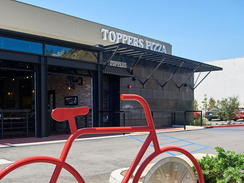 Toppers Pizza Canyon Country channel letter signs. Back of the business. – Santa Clarita, CA signs.