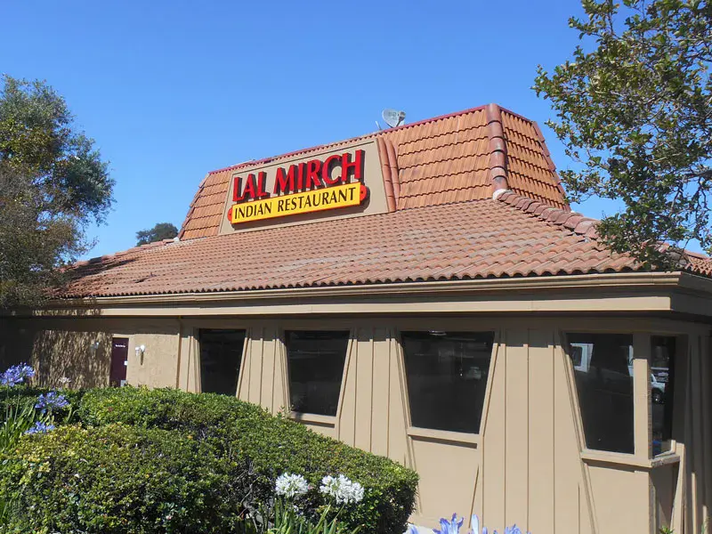 Lal Mirch Indian Restaurant – We created front-facing channel letters paired with a lightbox sign, giving the restaurant standout visibility and a welcoming presence for diners.