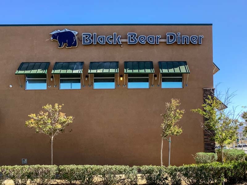 Black Bear Diner raceway channel letter sign installation by Dave's Signs in Palmdale, California.